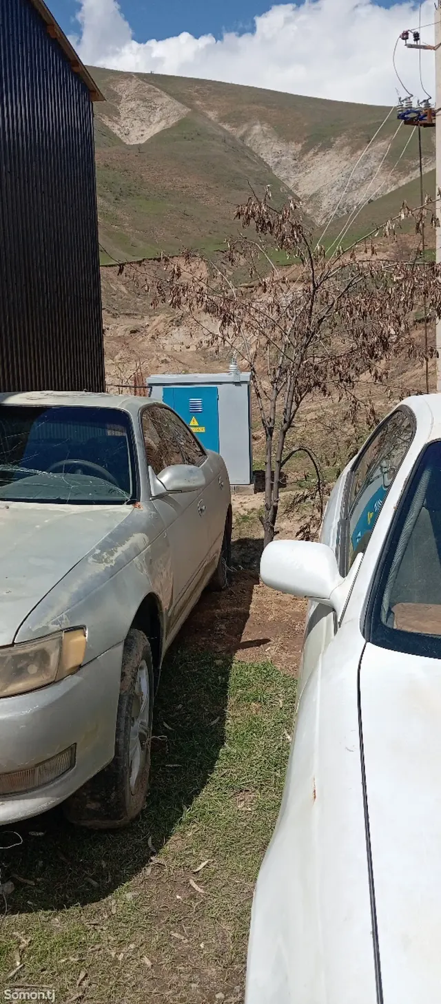 Toyota Mark II 1994 · 2.5 AT