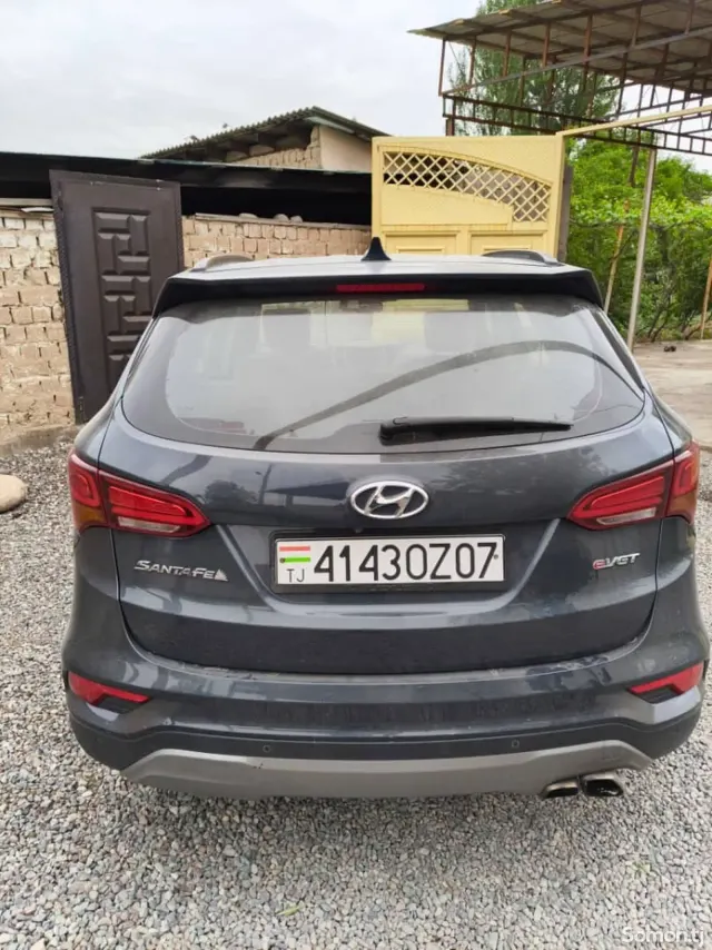 Hyundai Santa Fe 2015 · 2.0 AT