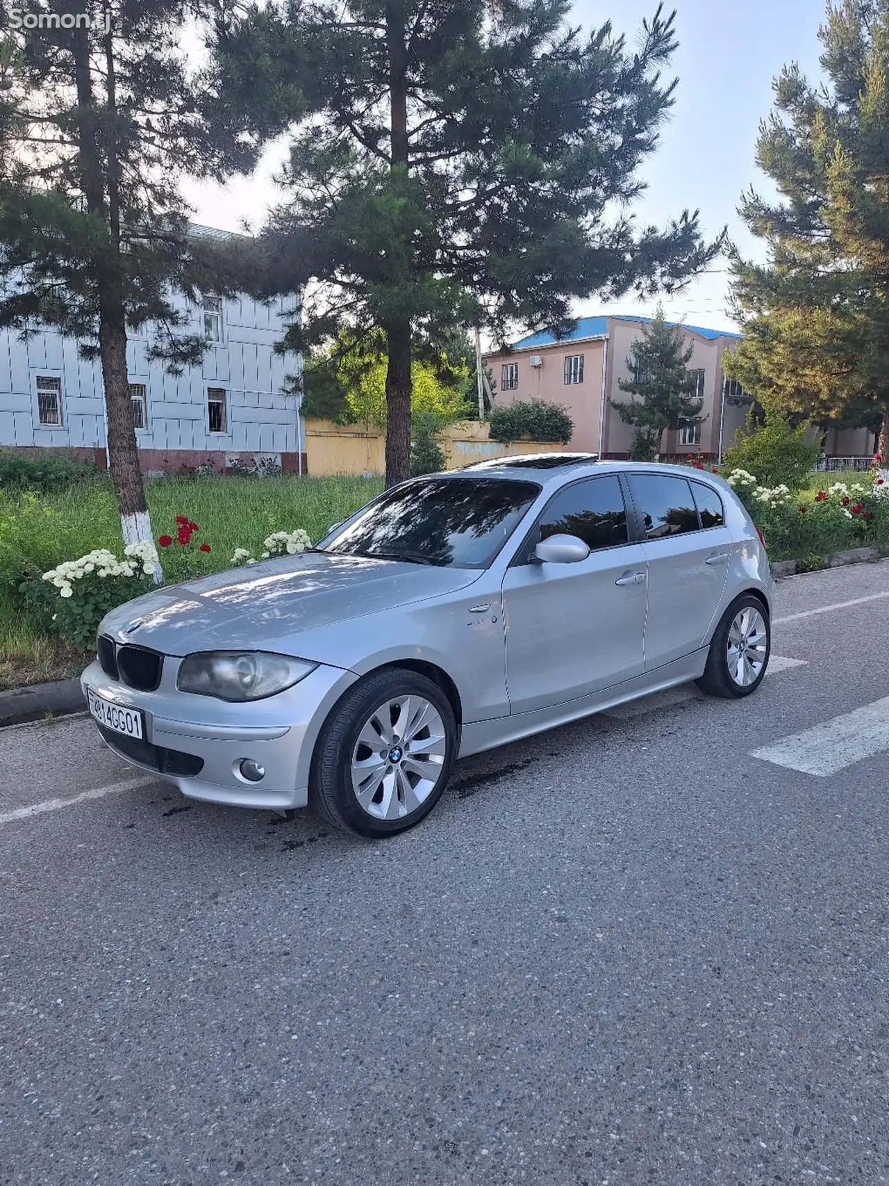 BMW 1 series 2006 · 1.8 MT