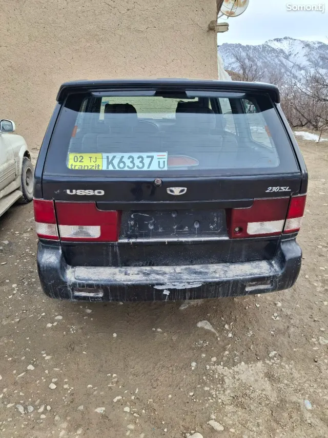 Ssang Yong Musso 1999 · 2.2 MT
