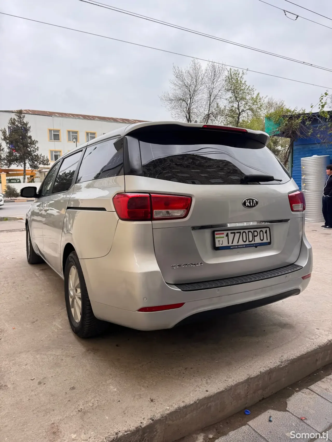 Kia Carnival 2014 · 3.5 AT