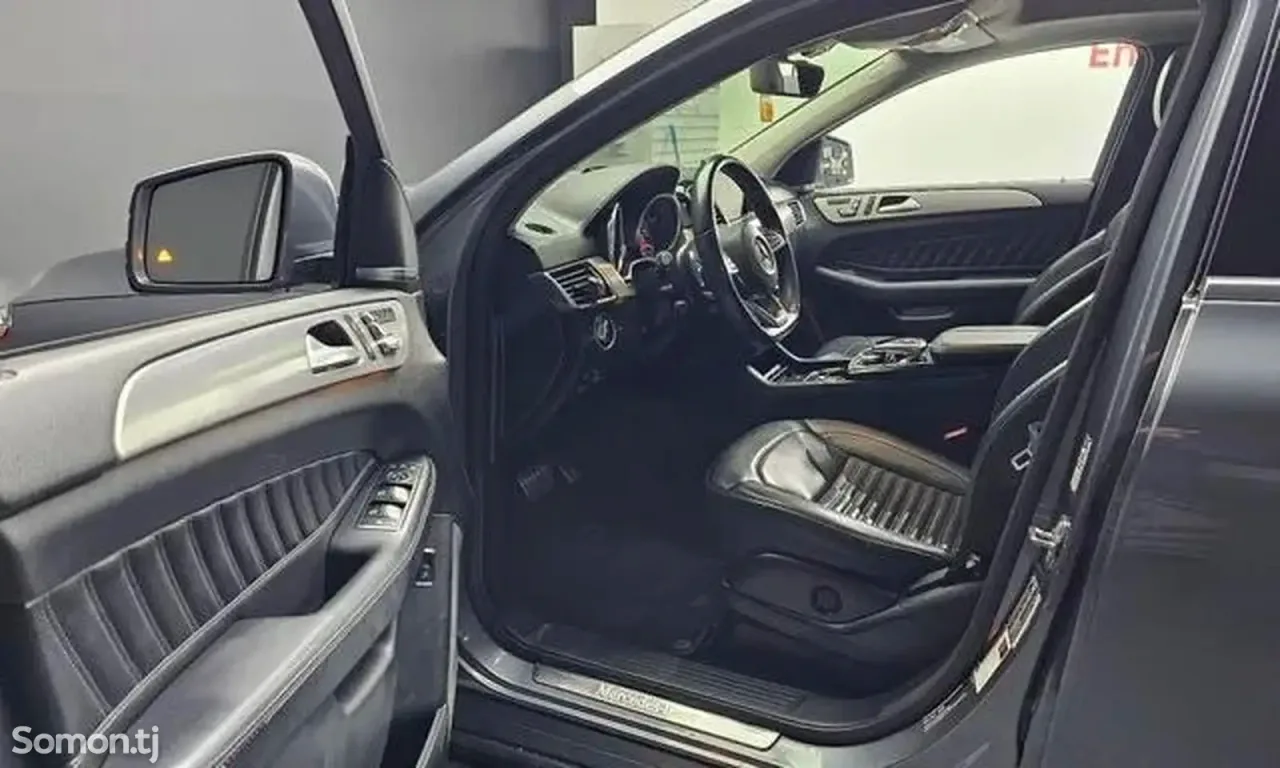 Mercedes-Benz GLE class 2017 · 3.5 AT