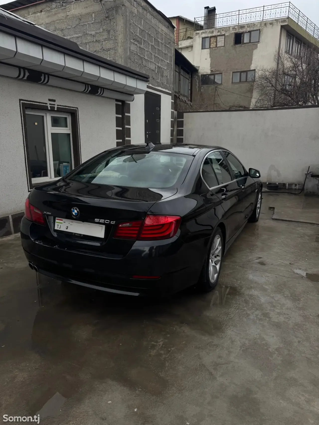 BMW 5 series 2012 · 2.0 AT