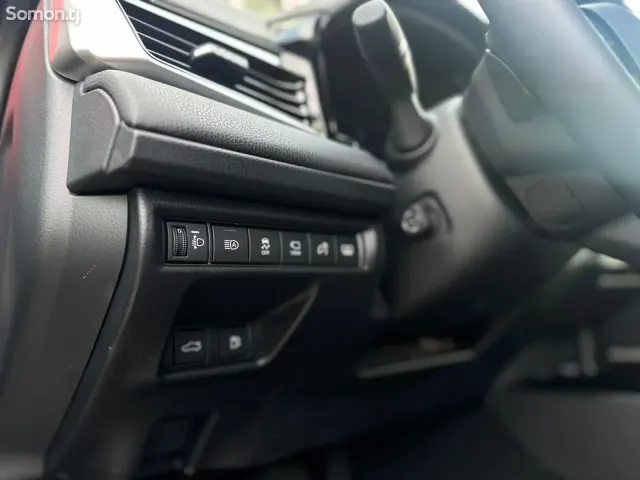 Toyota Camry 2025 · 2.5 CVT