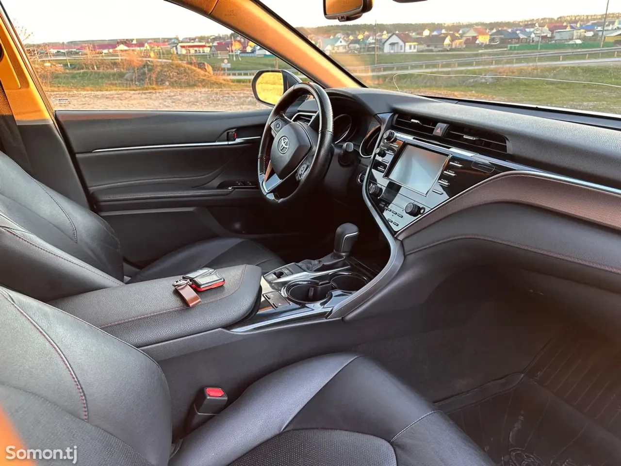Toyota Camry 2020 · 2.5 AT