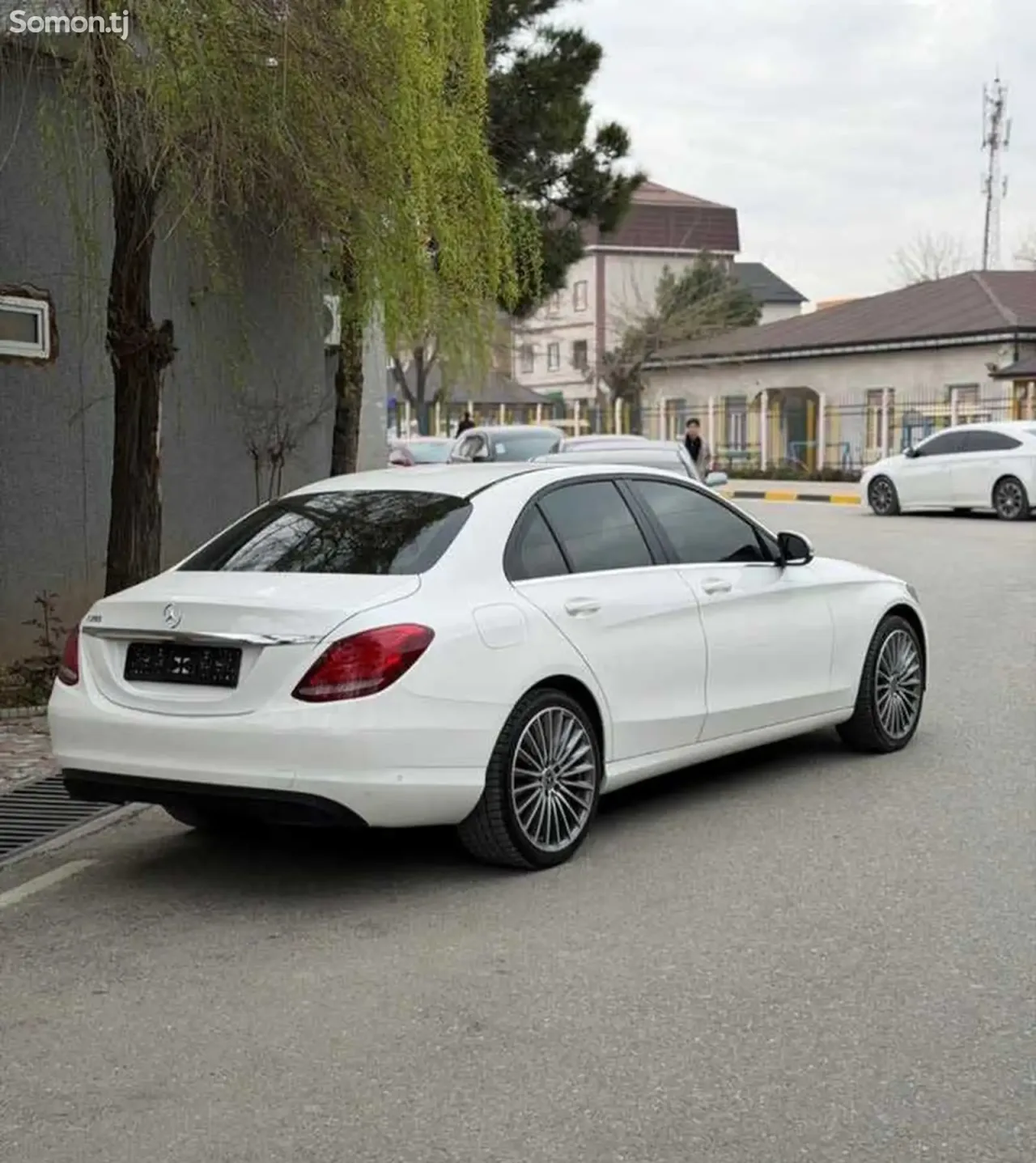 Mercedes-Benz C class 2016 · 2.0 AT