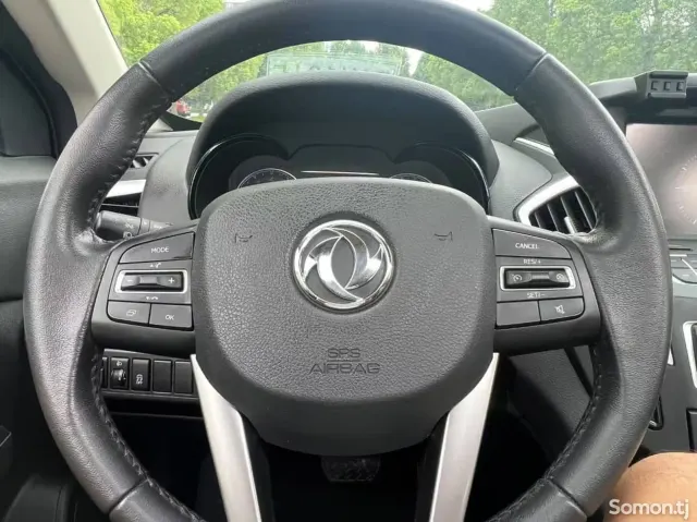 Dongfeng L7 2017 · 2.0 AT