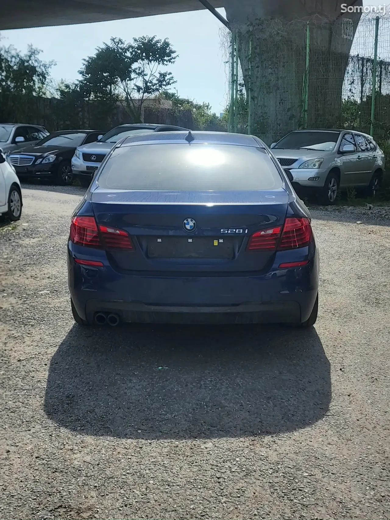 BMW 3 series 2016 · 2.0 AT