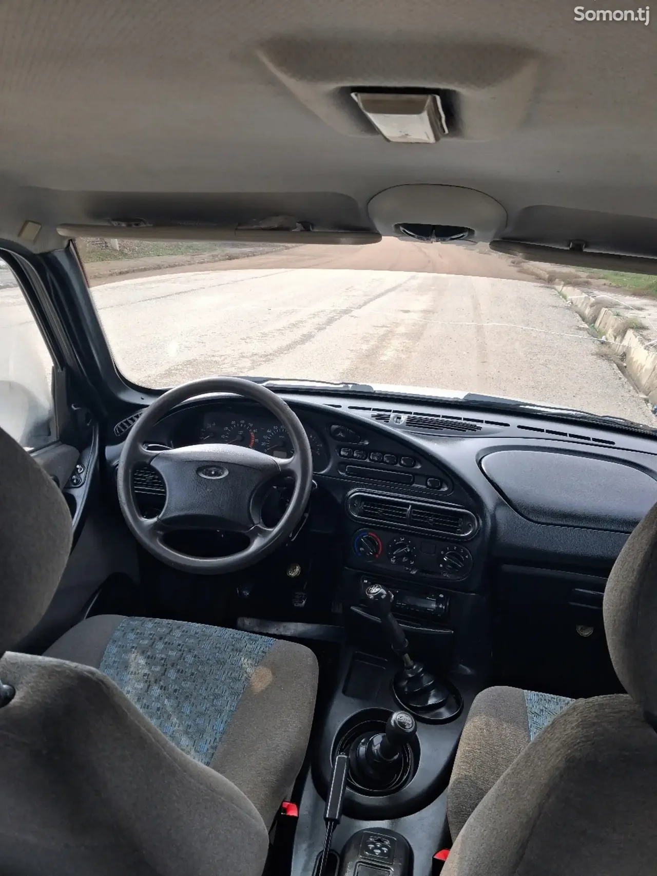 Chevrolet Niva 2005 · 1.7 MT