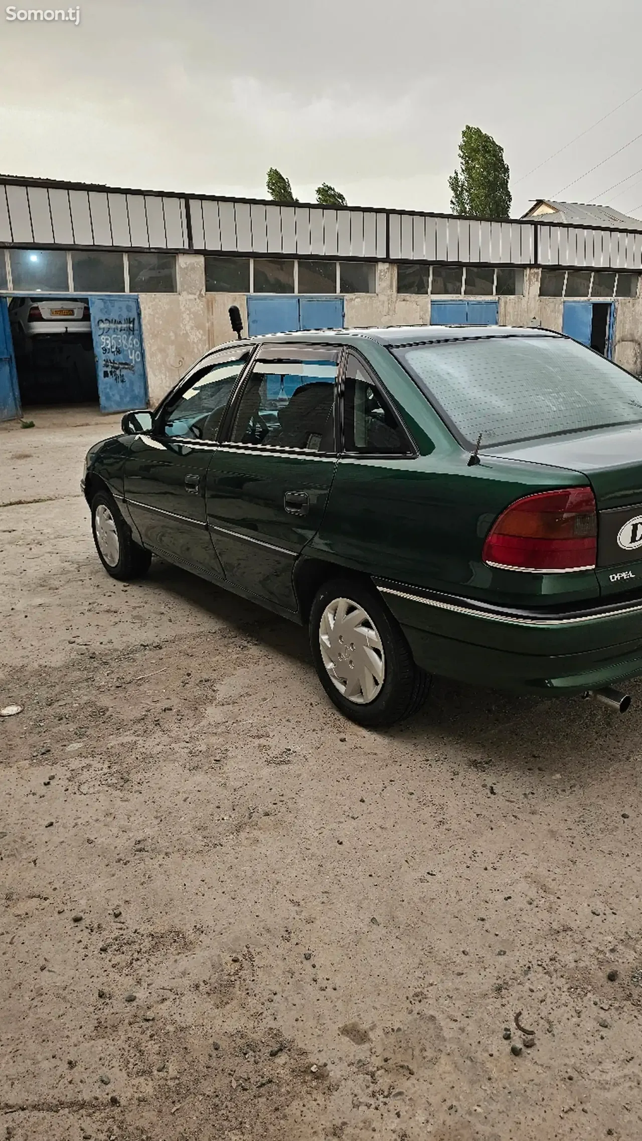 Opel Astra F 1996 · 1.6 MT