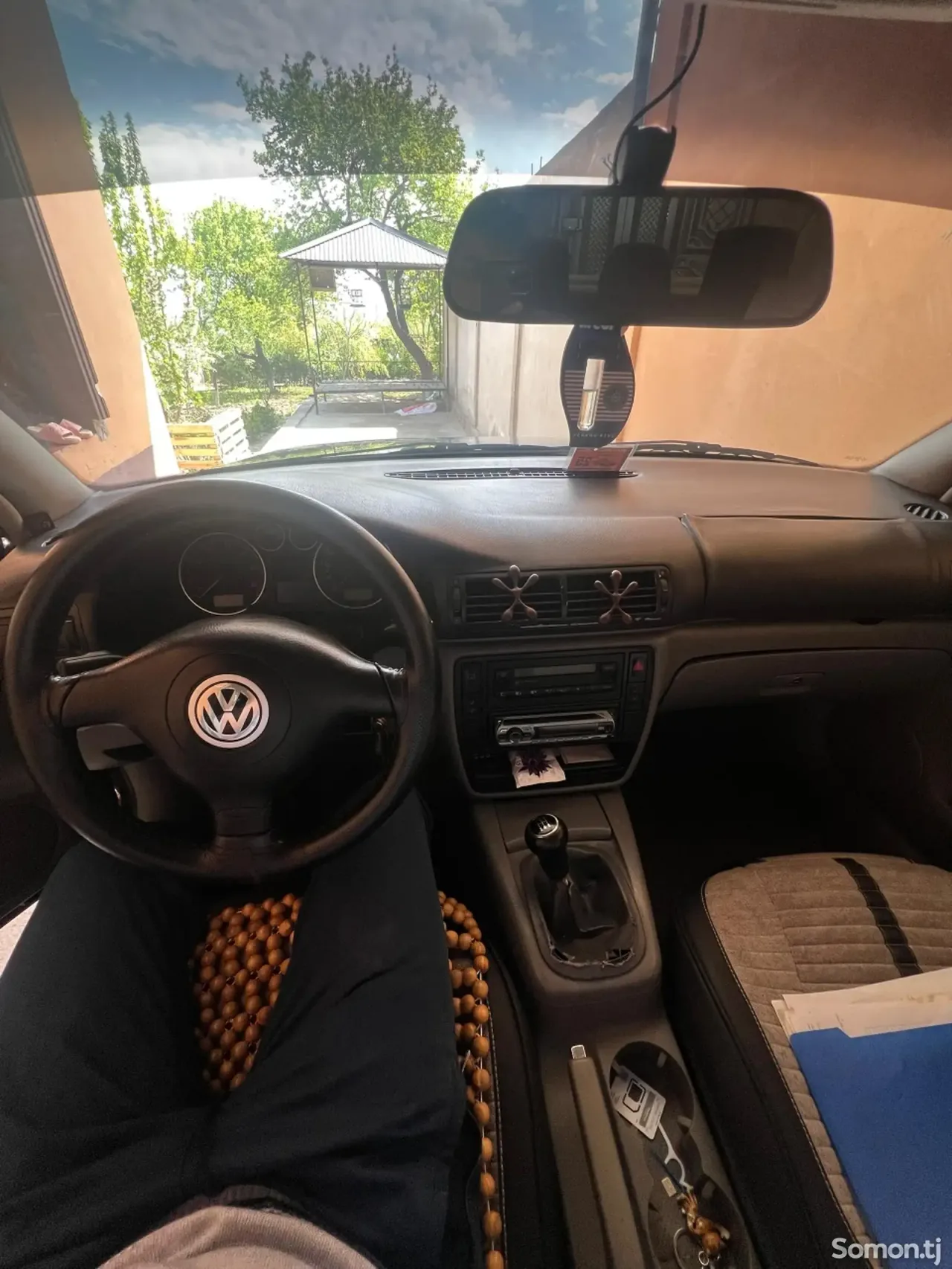 Volkswagen Passat 2001 · 1.8 MT