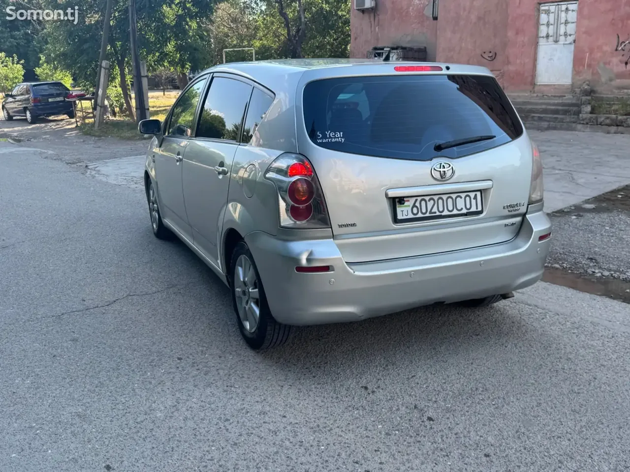 Toyota Verso 2006 · 2.2 MT