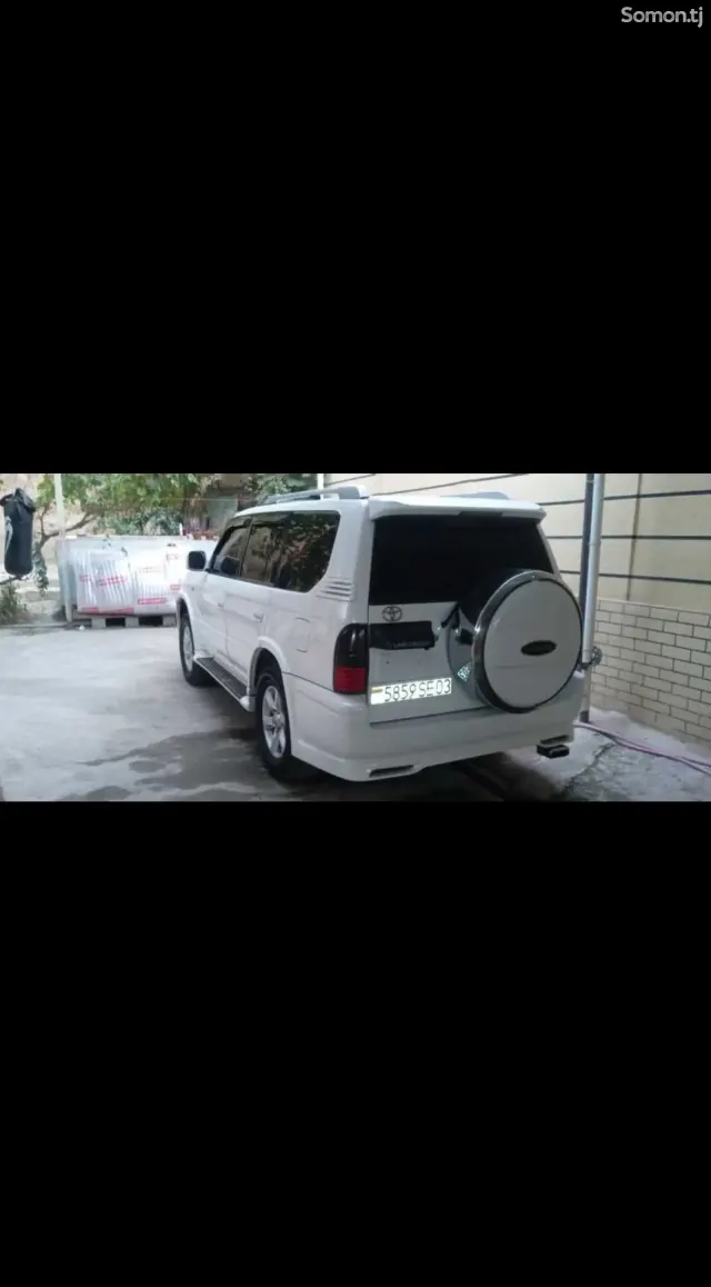 Toyota Land Cruiser Prado 2002 · 3.0 MT
