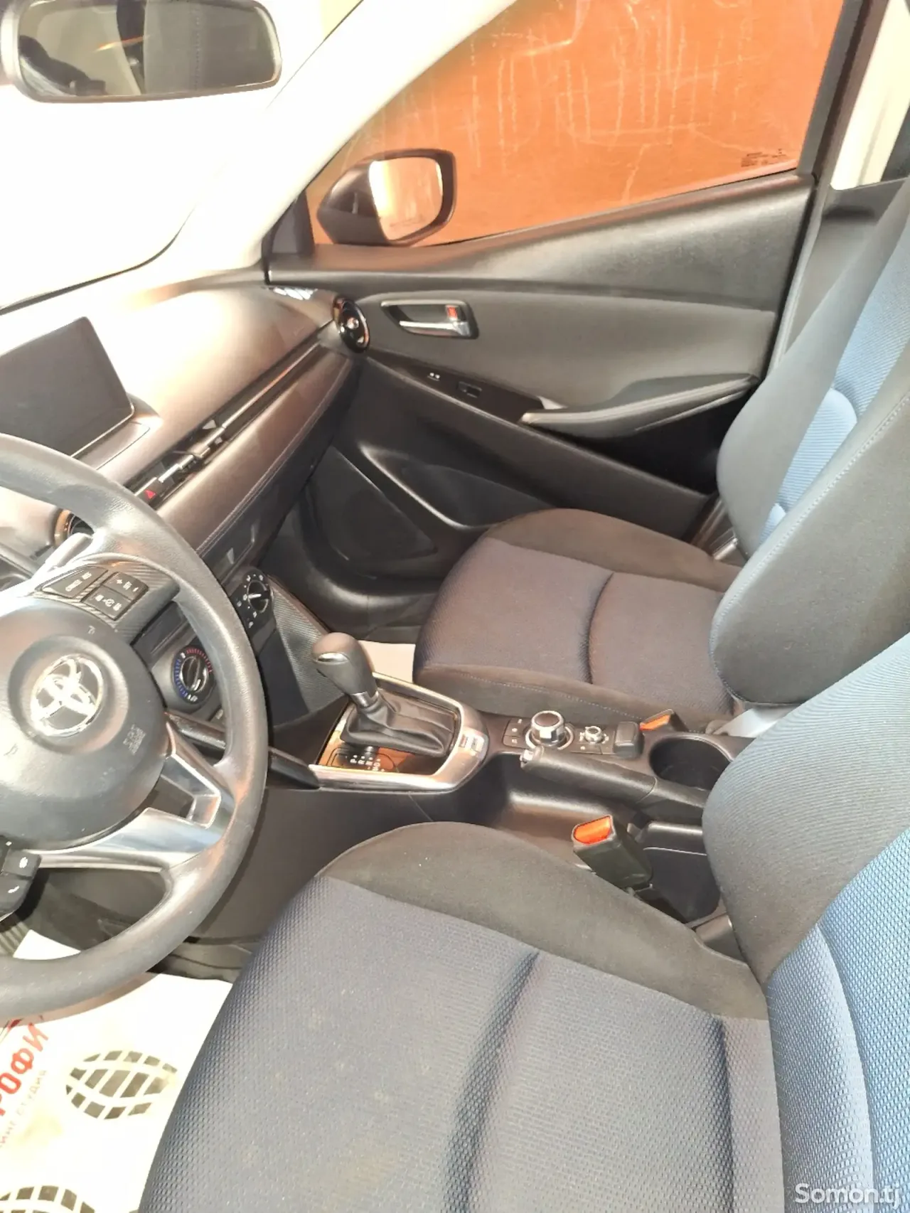 Toyota Yaris 2017 · 1.8 AT