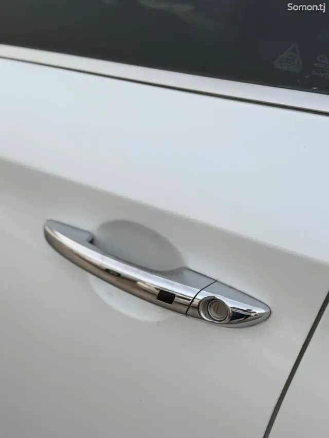 Hyundai Sonata 2014 · 2.4 AT