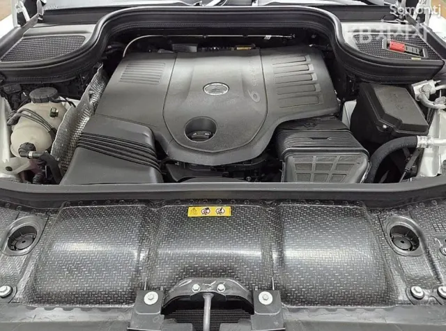 Mercedes-Benz GLS 2025 · 3.0 AT
