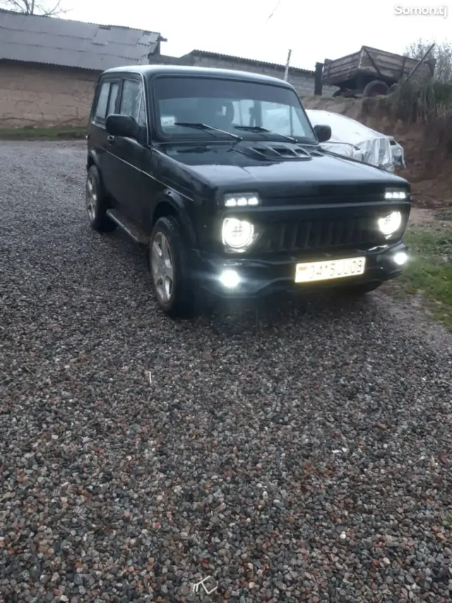 Lada (ВАЗ) Нива 2006 · 3.0 MT