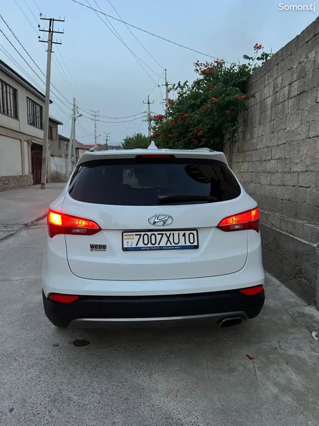 Hyundai Santa Fe 2014 · 2.4 AT
