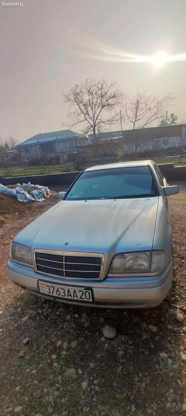 Mercedes-Benz C class 1994 · 1.8 MT