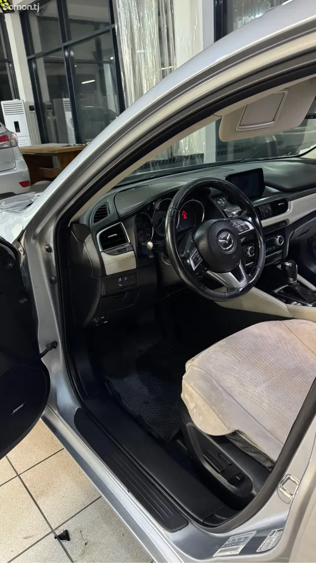 Mazda 6 2016 · AT