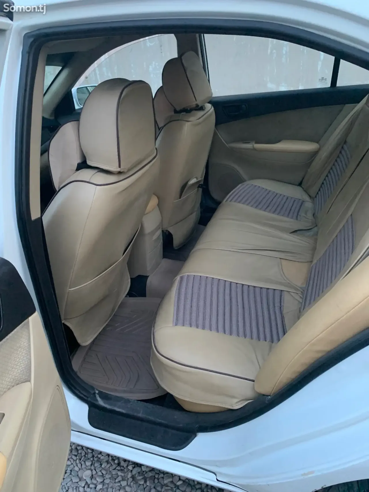 Hyundai Sonata 2009 · 2.4 AT