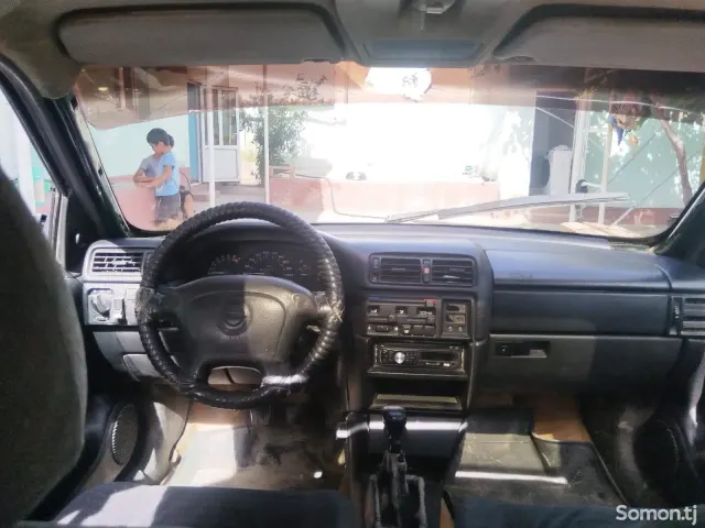Opel Vectra A 1995 · 1.8 MT