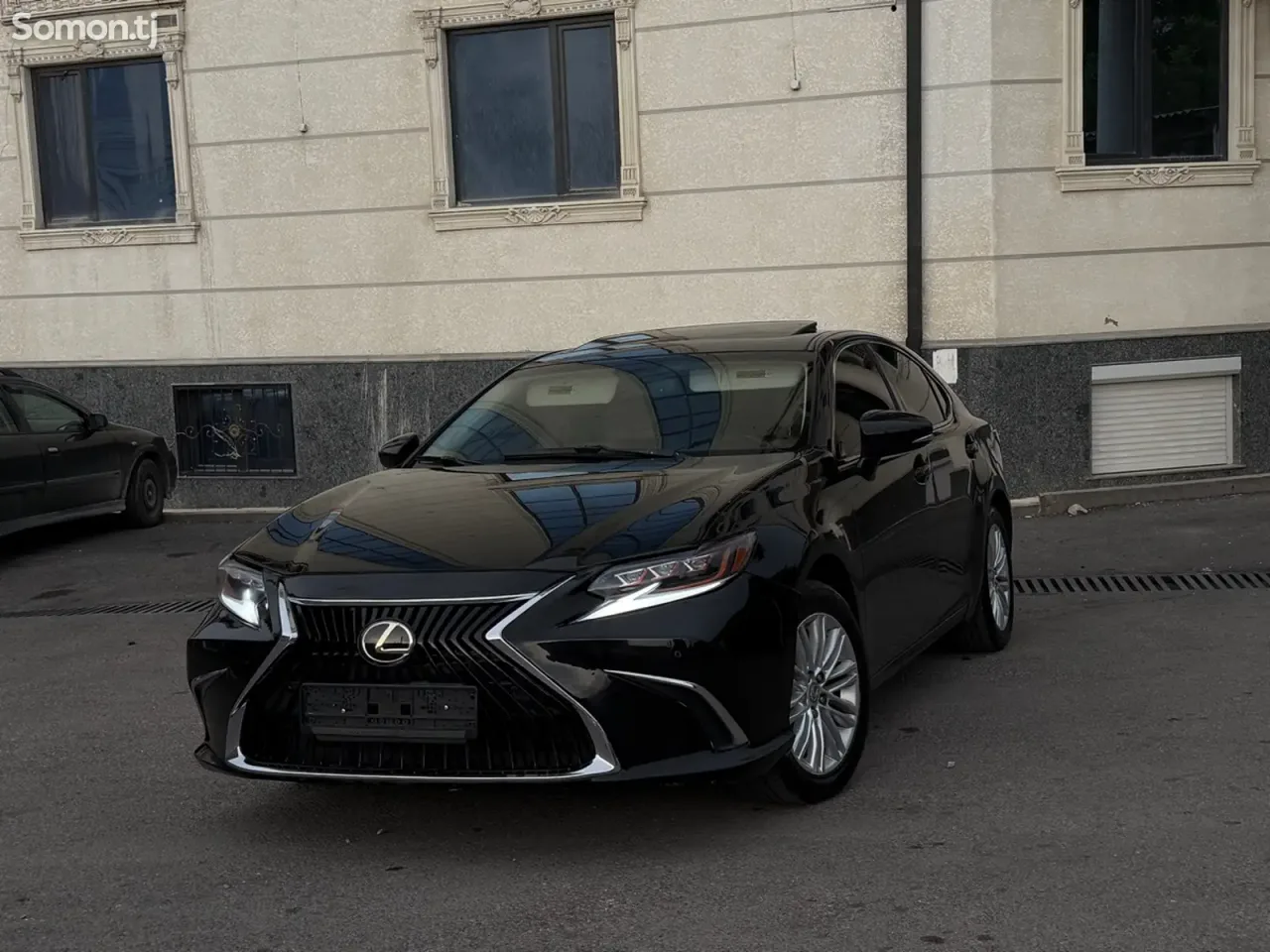 Lexus ES series 2014 · 3.5 AT