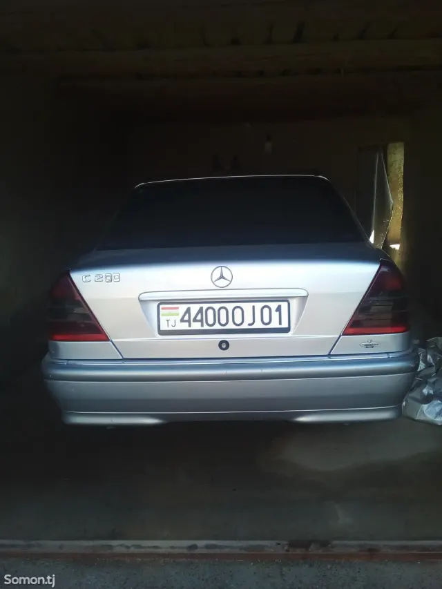 Mercedes-Benz C class 1997 · 1.8 MT