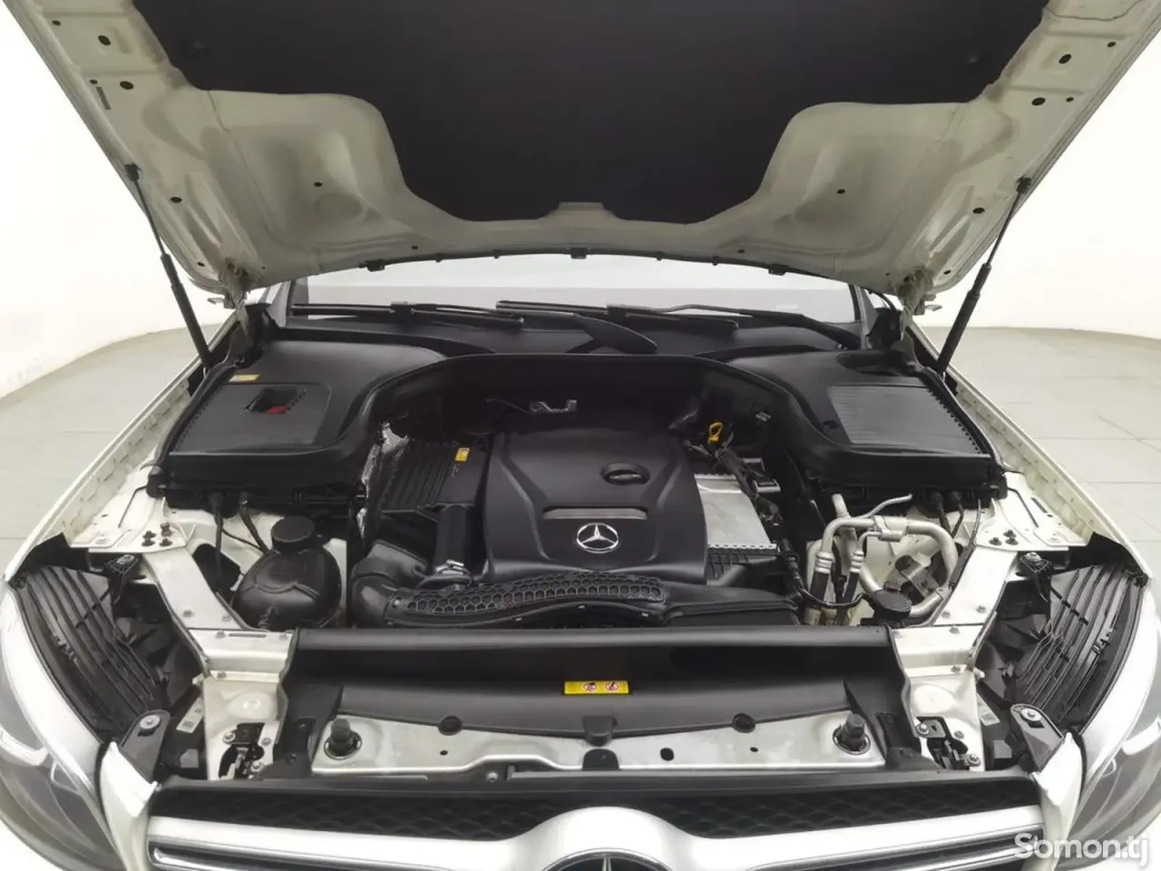 Mercedes-Benz GLC class 2016 · 2.6 AT