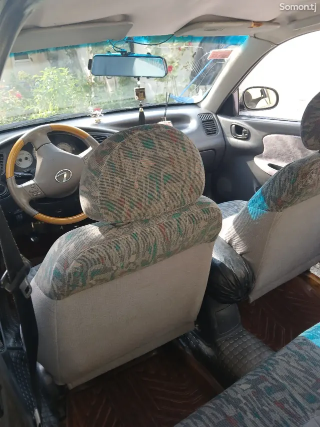 Daewoo Lanos 1997 · 1.6 MT
