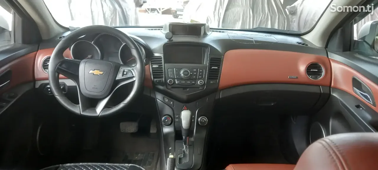 Chevrolet Cruze 2009 · 1.6 AT