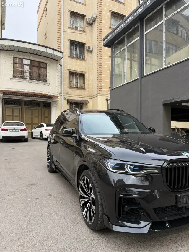 BMW X7 2019 · 5.0 AT