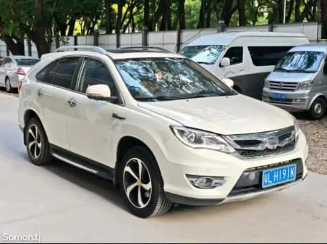 BYD S7 2017 · 2.0 AT