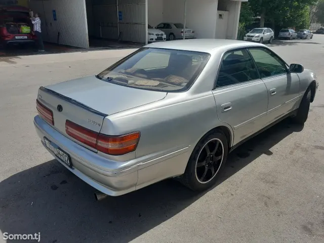 Toyota Mark II 1997 · 2.4 AT