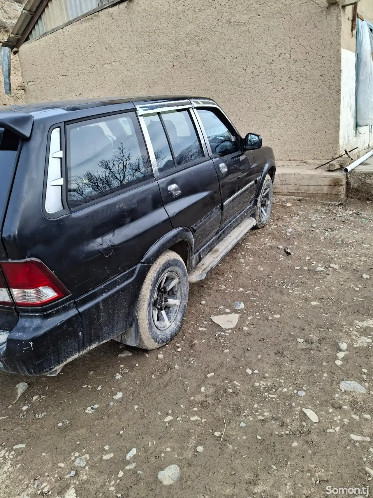 Ssang Yong Musso 1999 · 2.2 MT