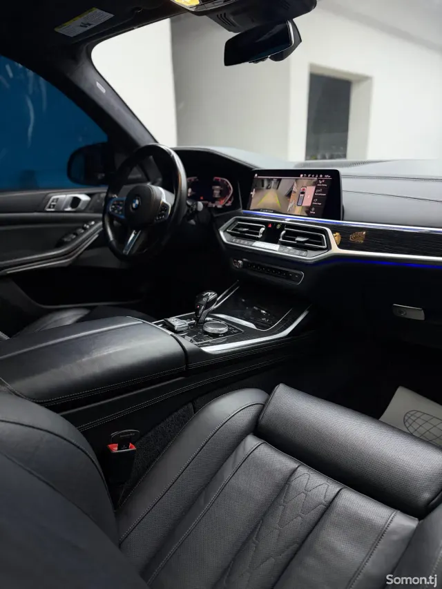 BMW X7 2020 · 5.0 AT
