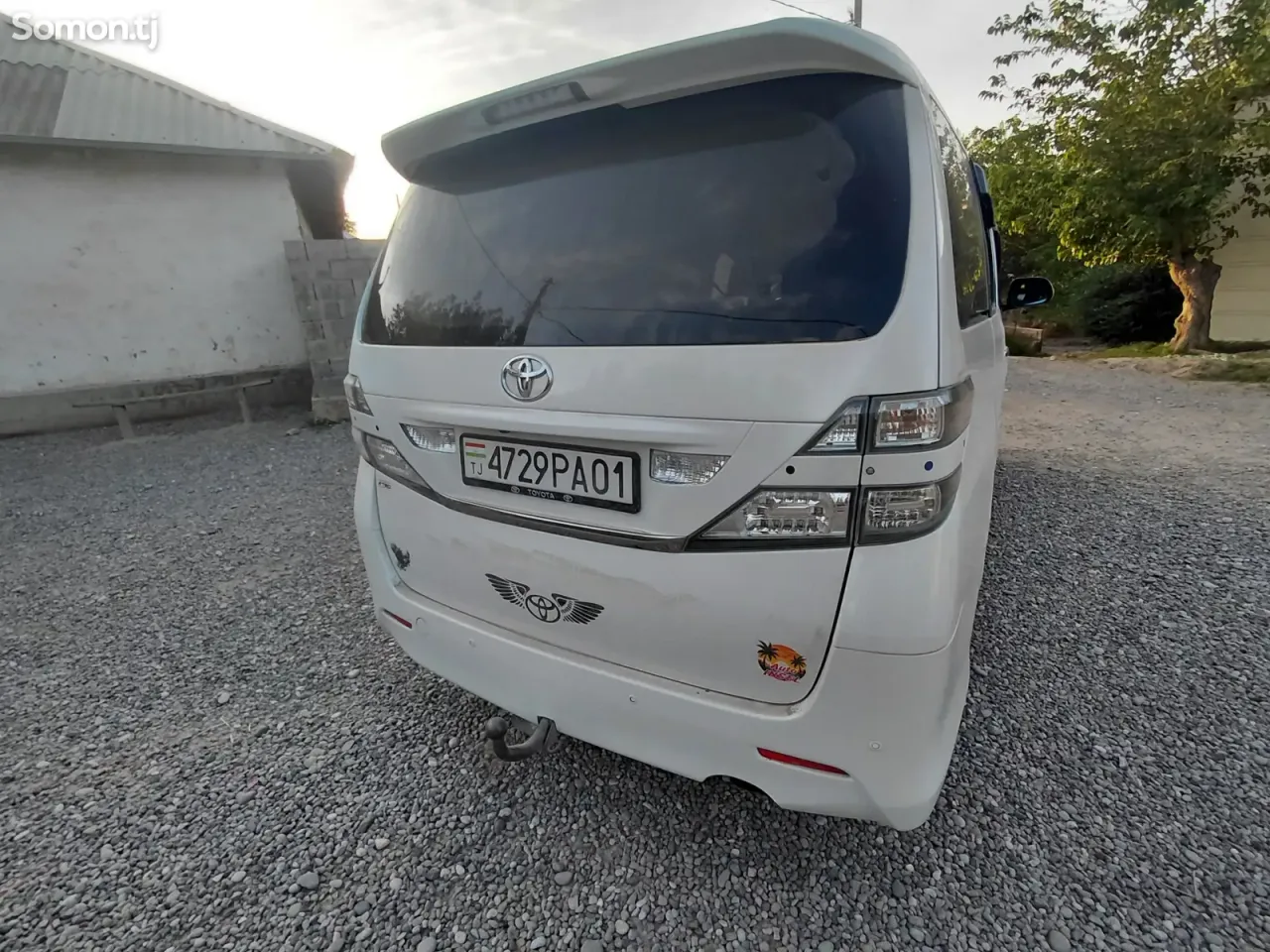 Toyota Vellfire 2014 · 2.4 AT