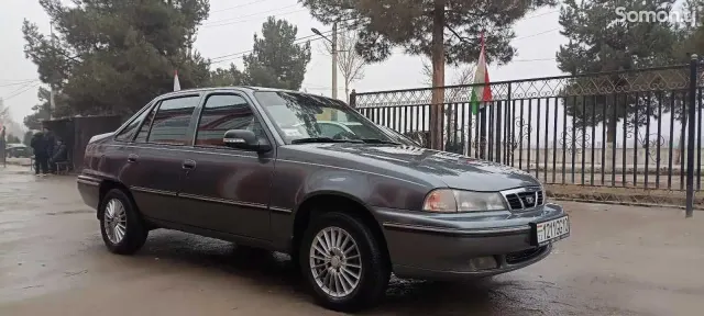 Daewoo Nexia 1996 · 1.6 MT