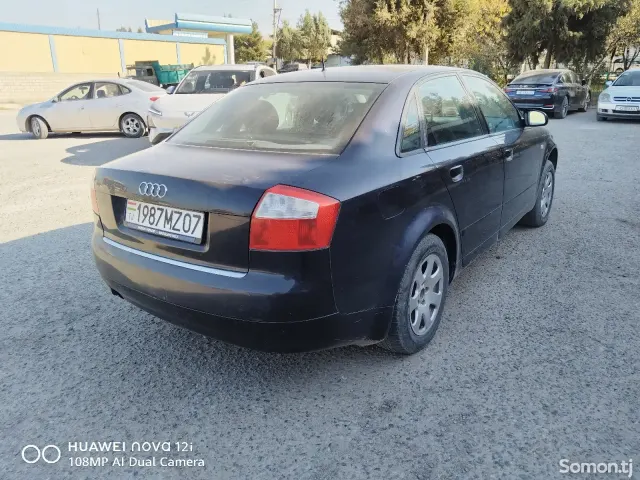 Audi A4 2002 · 2.0 AT