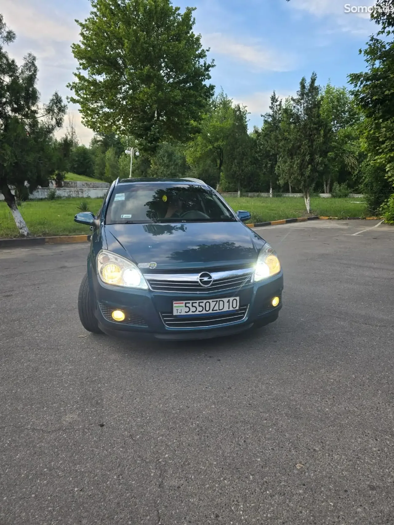 Opel Astra H 2008 · 1.6 MT