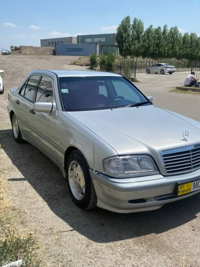 Mercedes-Benz C class 1998 · 2.4 AT