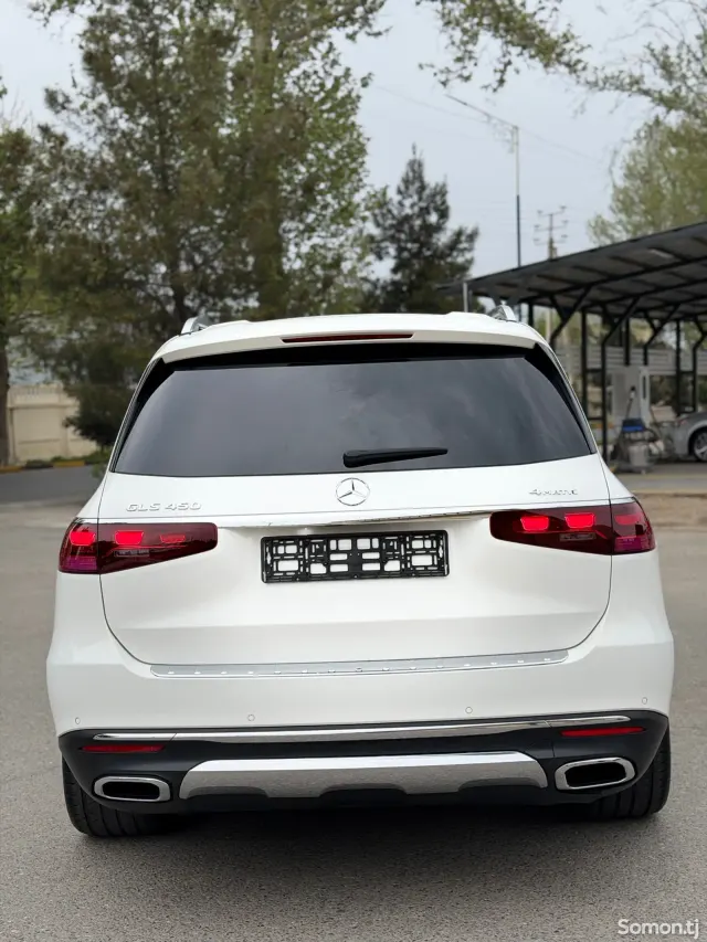Mercedes-Benz GLS 2021 · 4.5 AT
