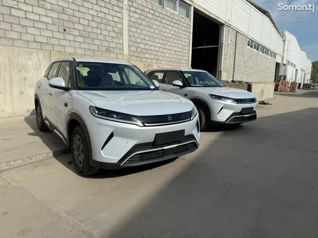 BYD Yuan Up 2025 · AT