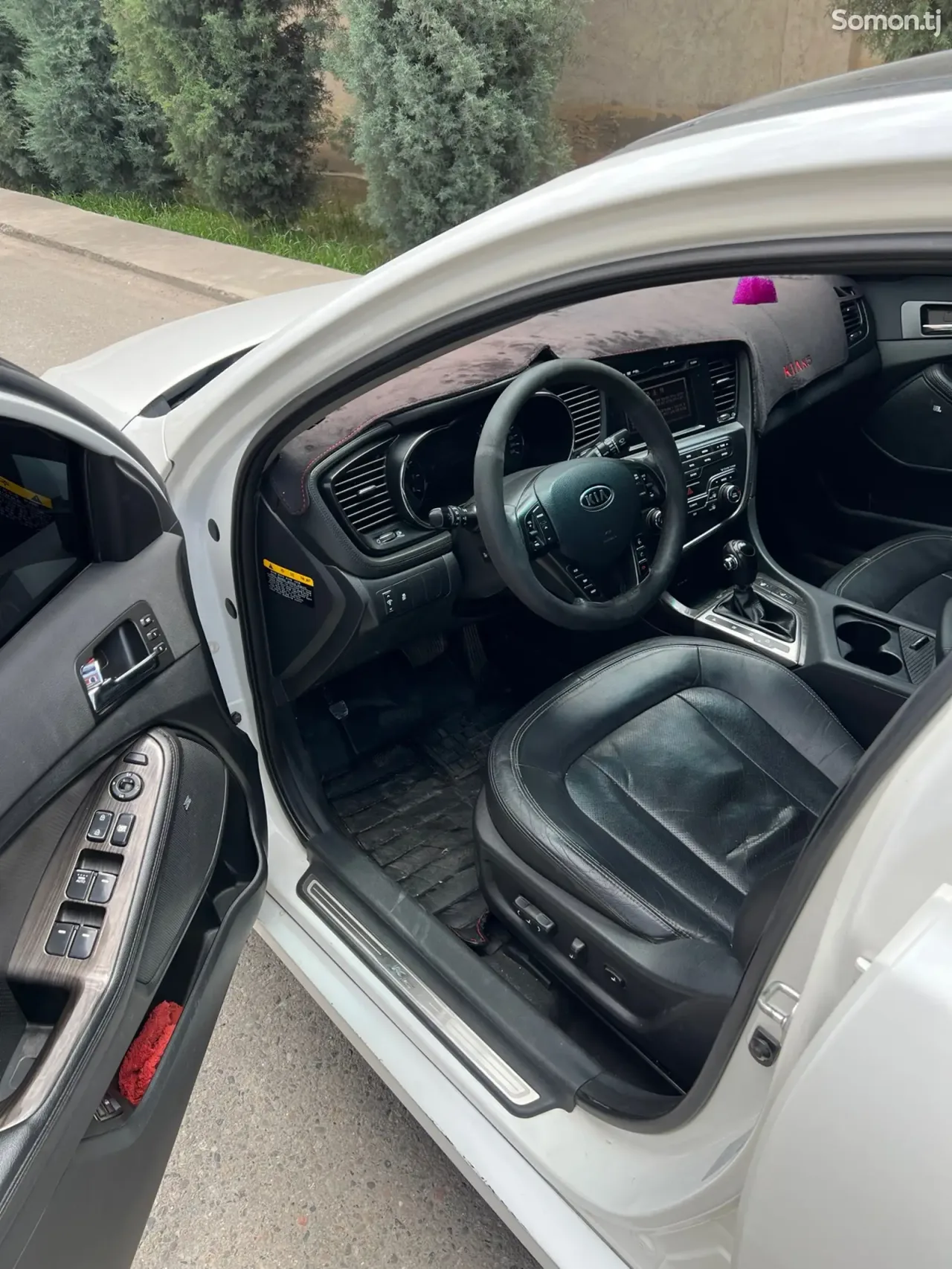 Kia K5 2011 · 2.0 AT