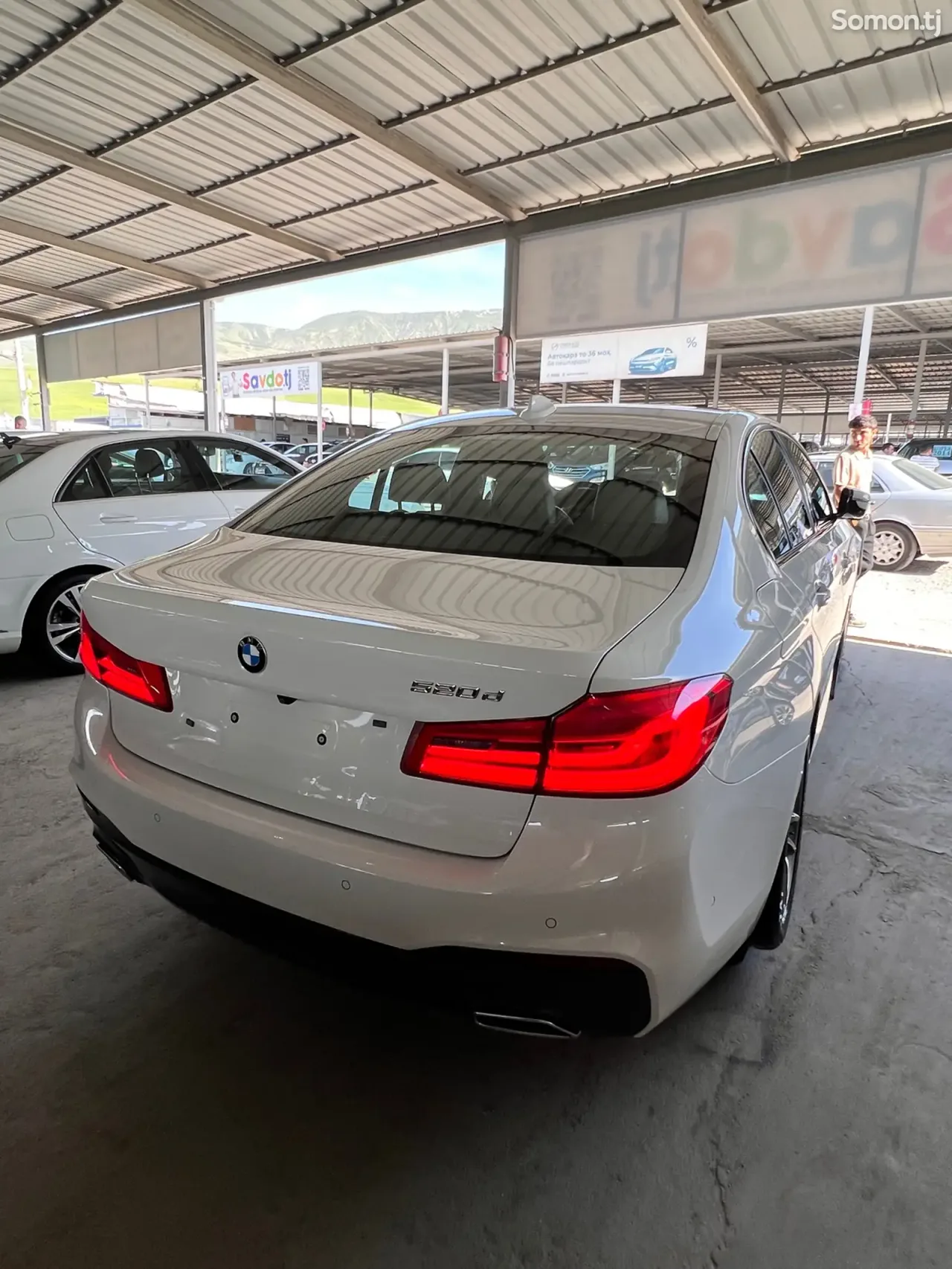 BMW 5 series 2017 · 2.0 AT