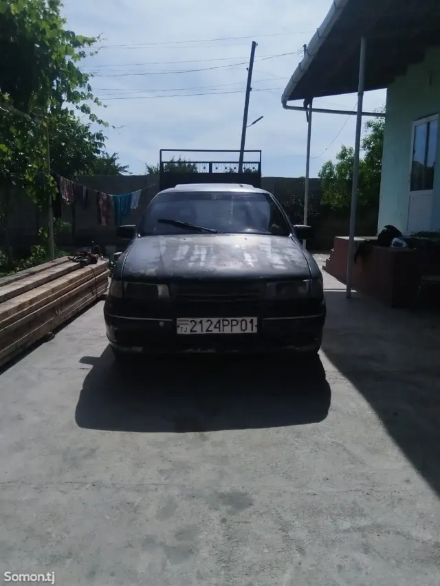 Opel Vectra A 1995 · 1.8 MT
