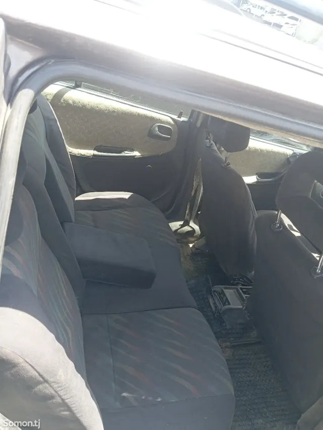 Opel Astra K 1997 · 1.6 MT