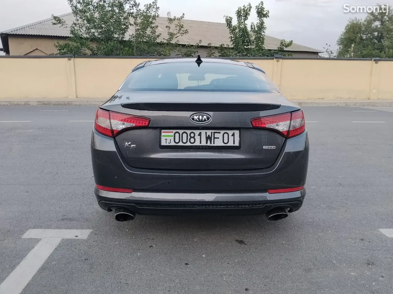 Kia K5 2011 · 2.0 AT