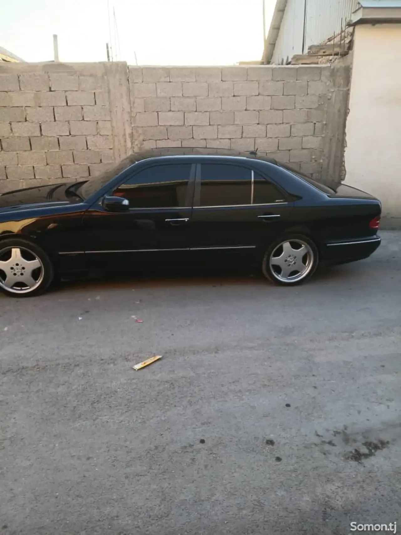 Mercedes-Benz E class 2001 · 4.3 AT
