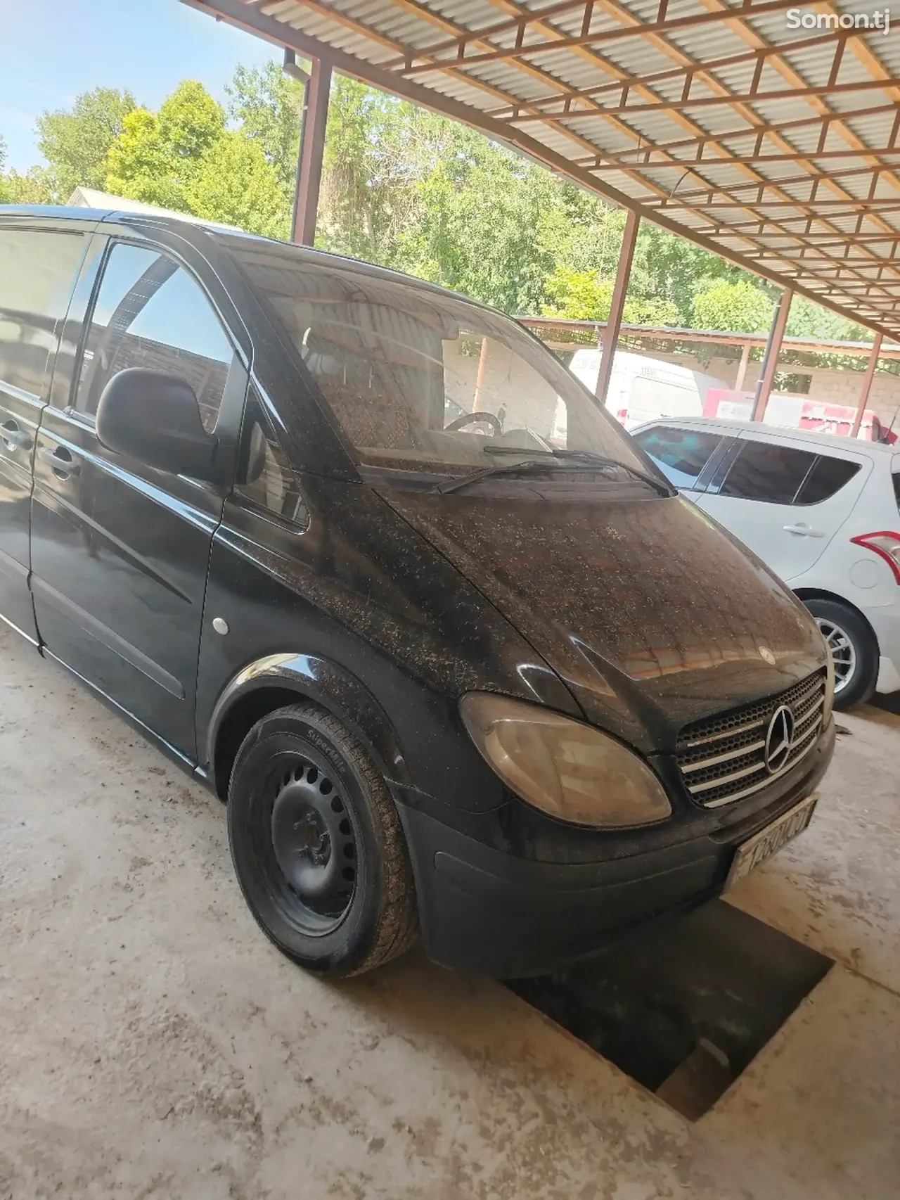 Mercedes-Benz Vaneo 2009 · 2.2 MT